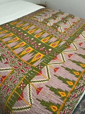 KANTHA QUILT HANDCRAFTED LIGHTWEIGHT REVERSIBLE BLANKET THROW BEDDING FROM INDIA